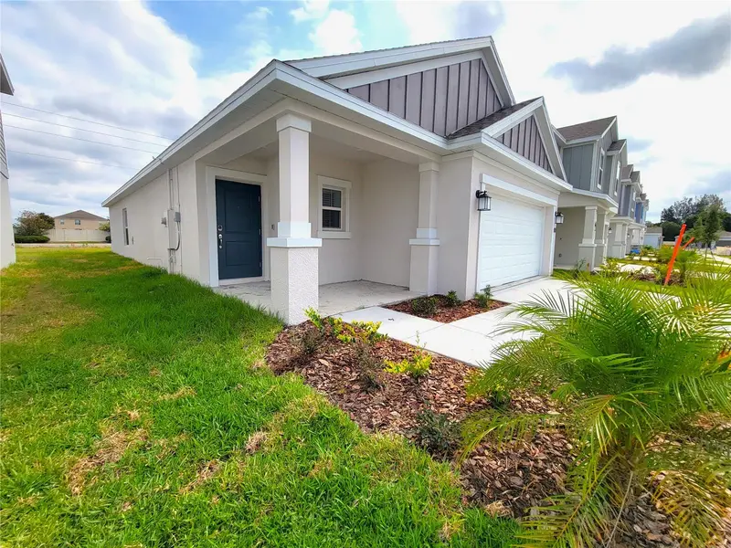 1469 Deepwater Cir, FL