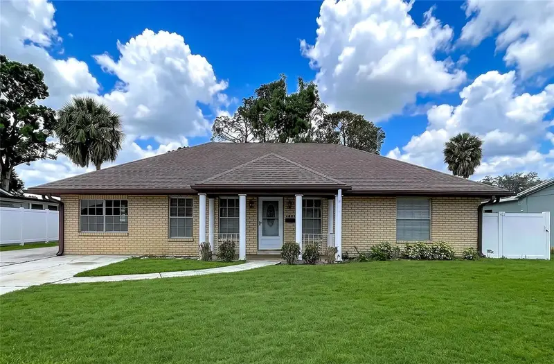 7706 W Elm St, FL