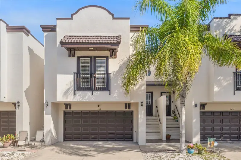 3633 Bay Heights Way, FL