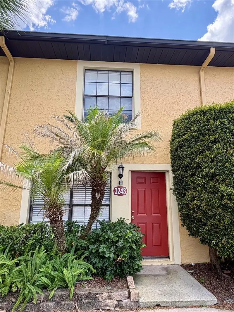 3243 Forest Oaks Court #117, FL