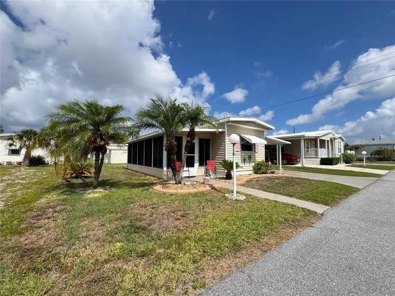 5120 8 A St E, FL