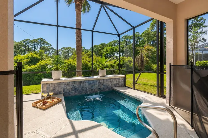 34 Southlake Dr, FL