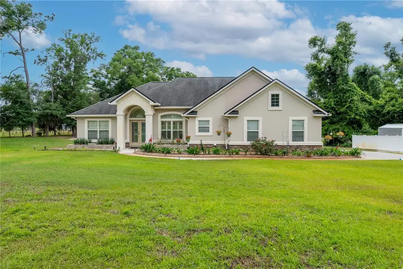 376 Sw Fieldstone Ct, FL