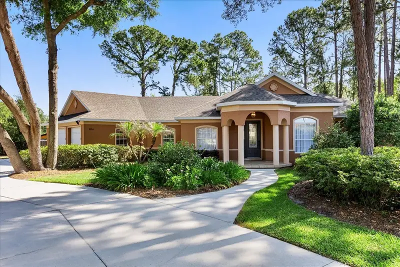 1064 Ceasars Ct, FL