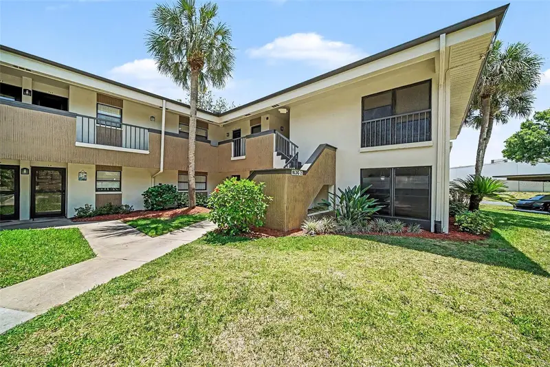 2700 Nebraska Ave #2-205, FL