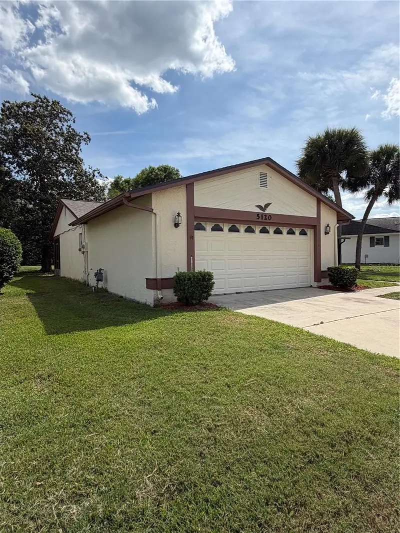 5120 Lazy Lake Cir, FL
