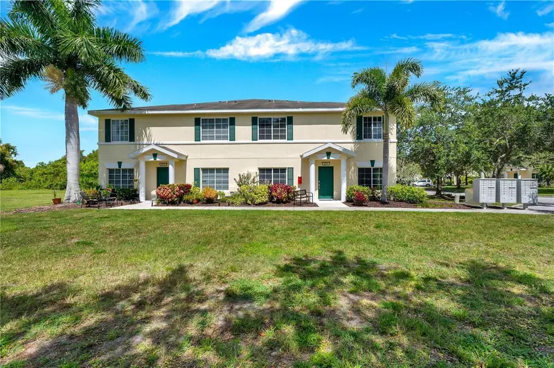 280 Cape Harbour Loop #101, FL