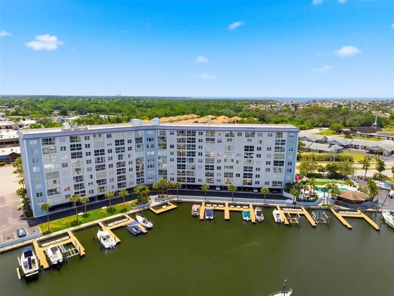 4939 Floramar Ter #501, FL