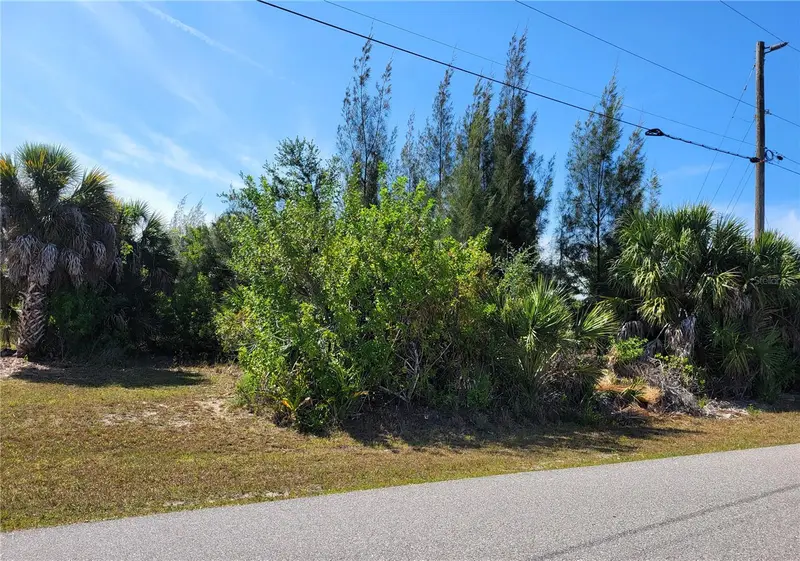 9598 Spring Cir, FL