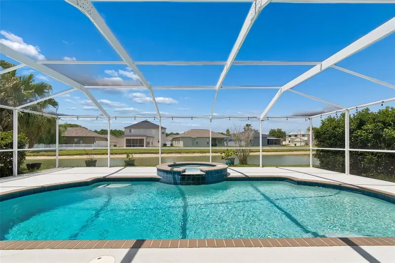 4723 Wessex Way, FL