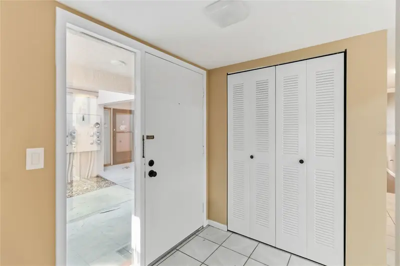 164 Perimeter Dr #4a, FL