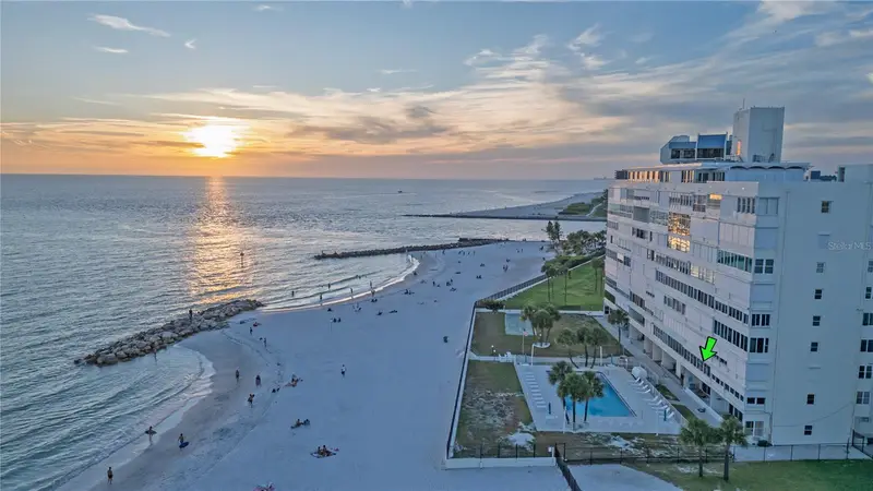 7000 Beach Plz #202, FL
