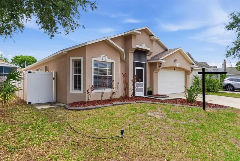 12818 Lake Vista Dr, FL