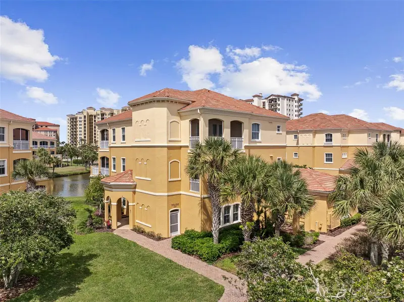 165 Avenue De La Mer #402, FL