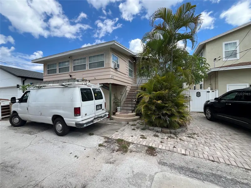 1412 36th Ave N, FL