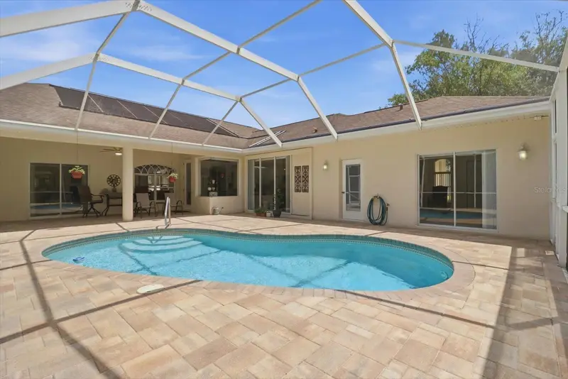 4 Poppy Ct, FL