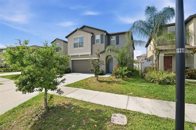 7329 Canterbury Bells Ct, FL