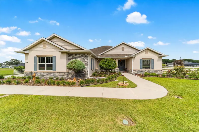 1983 Nw 79th Loop, FL