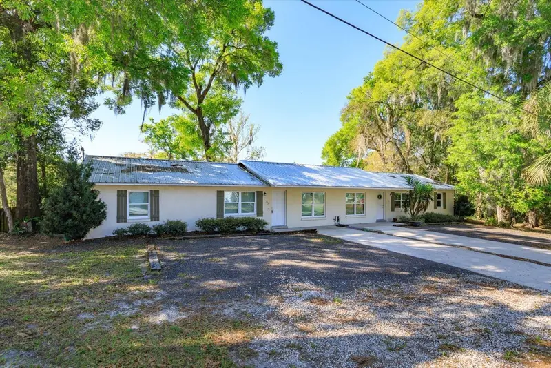 300 Ballard Ave, FL