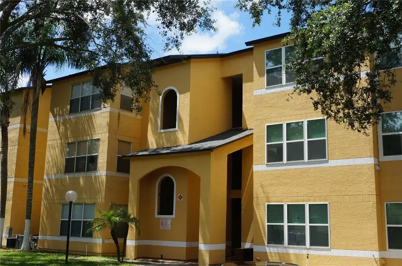 4572 Commander Dr #1237, FL