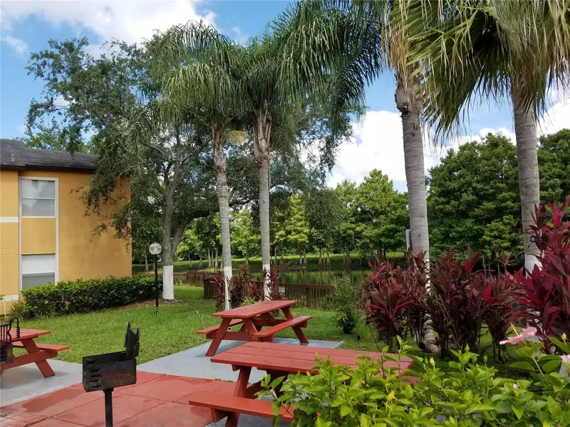 4572 Commander Dr #1237, FL