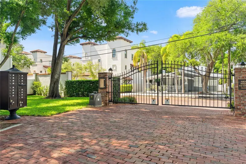 2920 W El Prado Blvd #7, FL