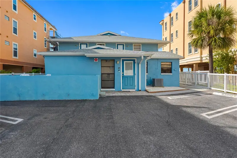 614 Gulf Blvd #9, FL