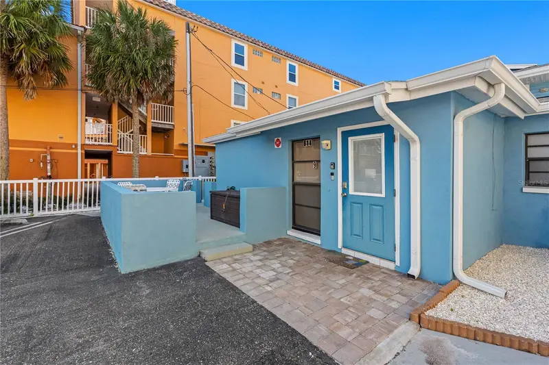 614 Gulf Blvd #9, FL