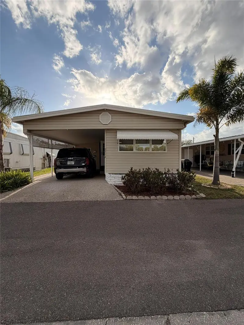 2514 17th Street Ln W, FL