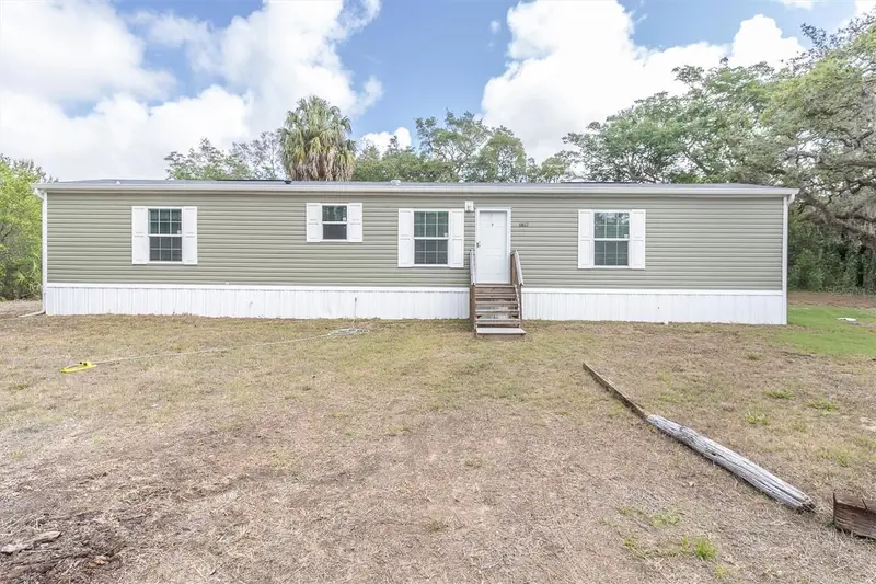10617 Denton Ave, FL