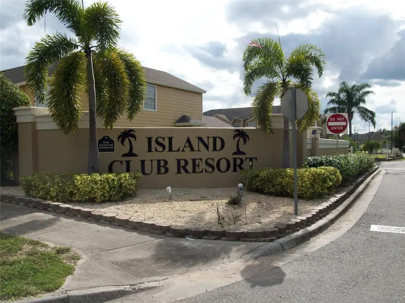 511 Coconut Palm Way, FL