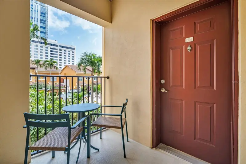 100 4th Ave S #216, FL