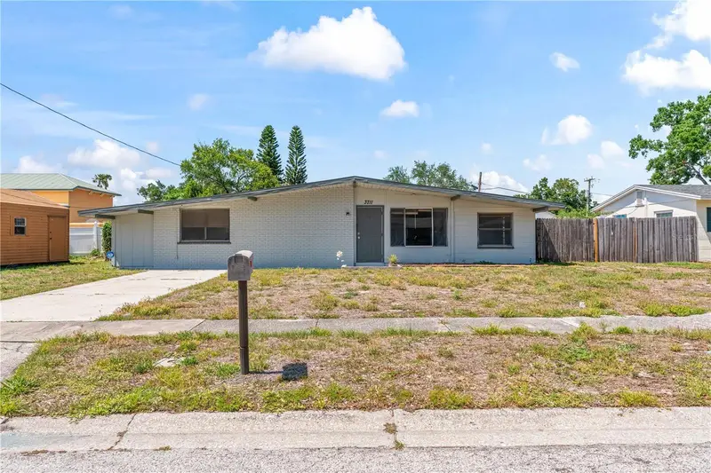 3711 W Leila Ave, FL