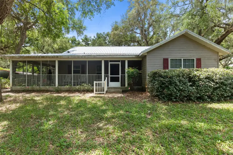1153 Cr 722, FL