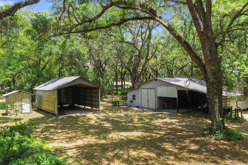 1153 Cr 722, FL