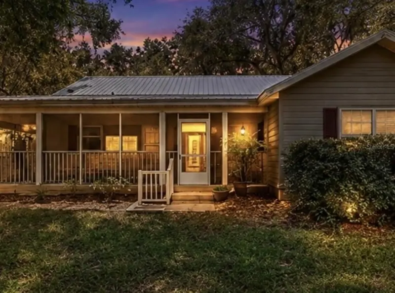 1153 Cr 722, FL