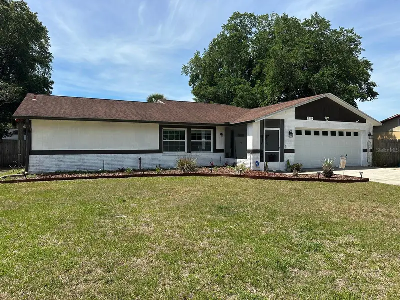 818 Mendoza Dr, FL