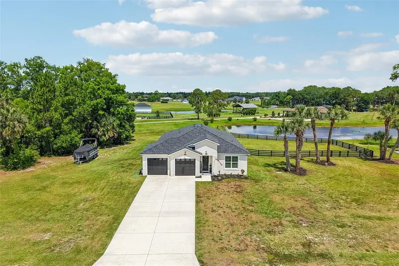 3601 Hidden River Ln, FL