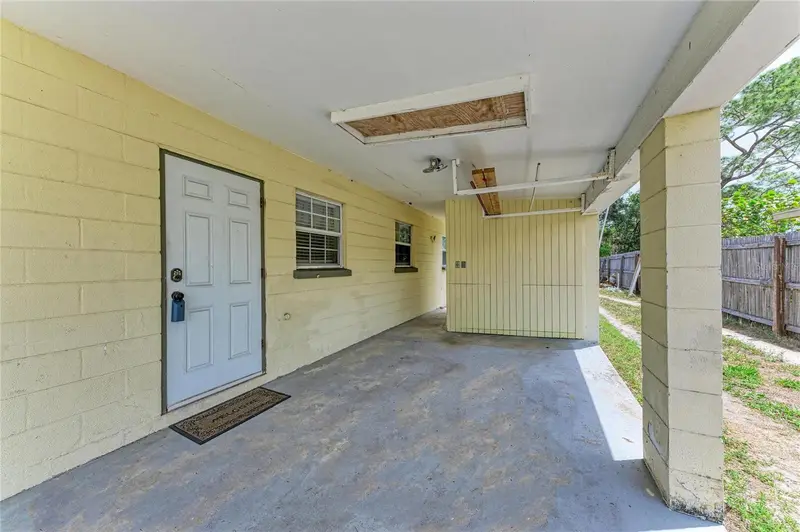 2564 Wood St, FL