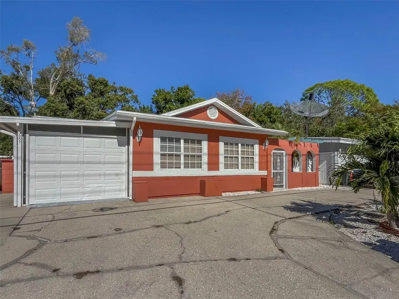 3957 Proctor Rd, FL