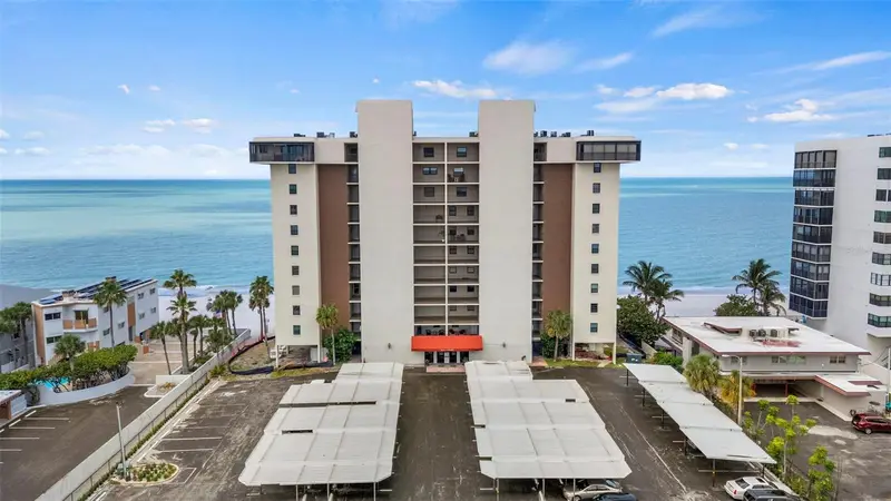15400 Gulf Blvd #401, FL
