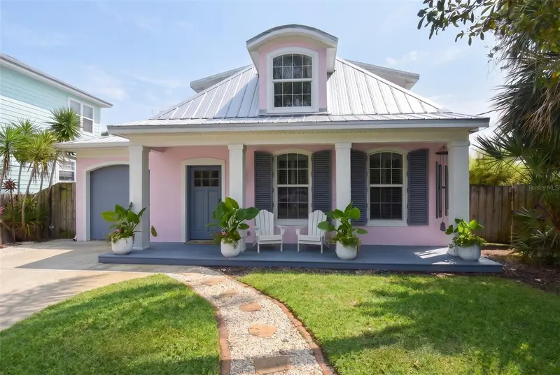 915 Maple St, FL