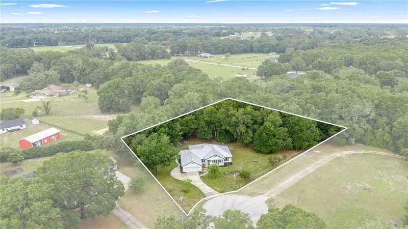 2250 Se 157th Lane Rd, FL