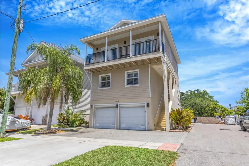 6812 S Kissimmee St, FL