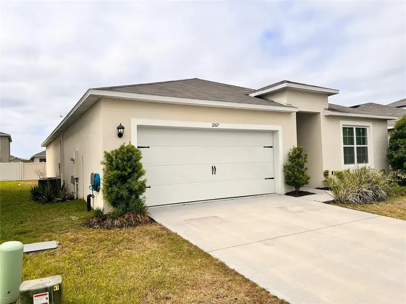 1267 Iguana Loop, FL