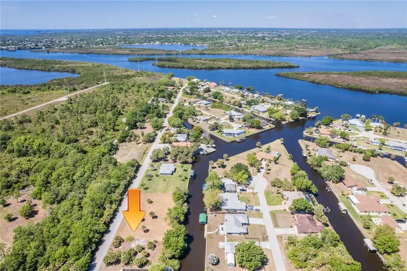 28426 & 28434 Royal Palm Dr, FL