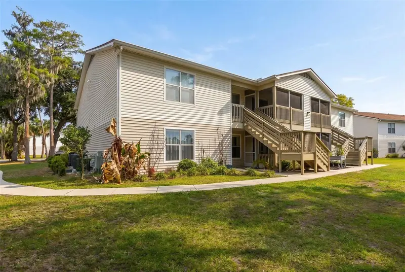 1600 Big Tree Rd #G3, FL