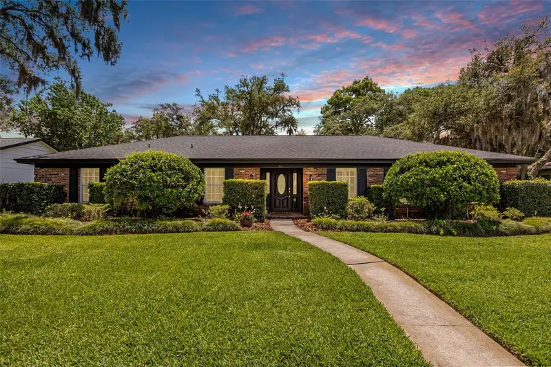 504 Tivoli Ct, FL