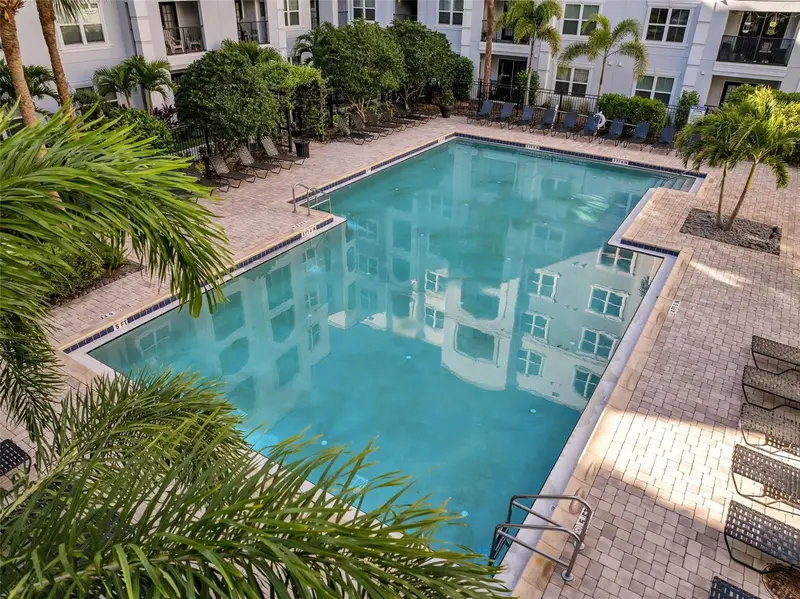 300 E South St #1003, FL