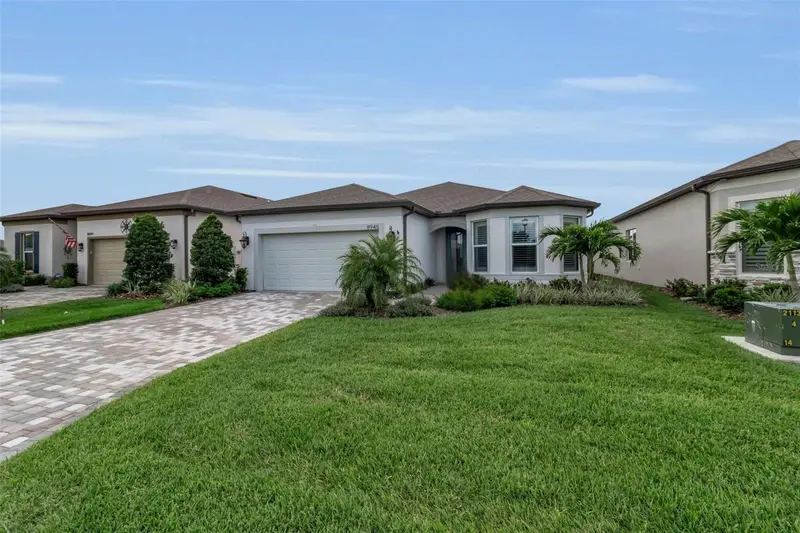 8945 Coastal Key Way, FL